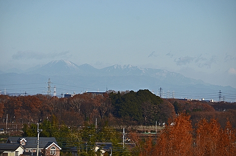 雪を被った日光連山